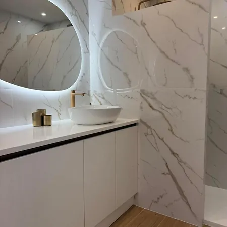 Апартаменти Tropez Centre *